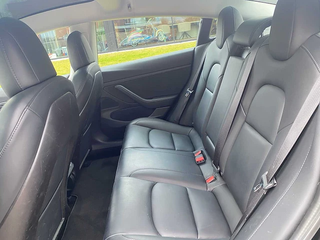 Tesla - model 3 - stnd.rwd plus 60 kwh - g-483-sk - 2019 - afbeelding 4 van  25