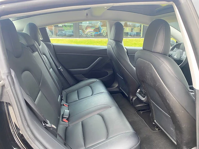 Tesla - model 3 - stnd.rwd plus 60 kwh - g-483-sk - 2019 - afbeelding 9 van  25