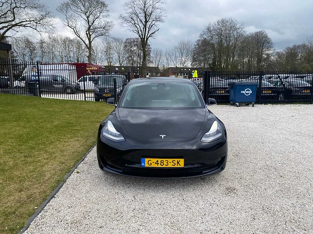 Tesla - model 3 - stnd.rwd plus 60 kwh - g-483-sk - 2019 - afbeelding 10 van  25