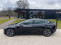 Tesla - model 3 - stnd.rwd plus 60 kwh - g-483-sk - 2019 - afbeelding 19 van  25