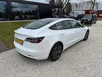 Tesla - model 3 - stnd.rwd plus 60 kwh - g-484-px - 2019 - afbeelding 15 van  23