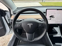 Tesla - model 3 - stnd.rwd plus 60 kwh - g-484-px - 2019 - afbeelding 23 van  23