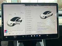 Tesla - model 3 - stnd.rwd plus 60 kwh - g-577-rn - 2019 - afbeelding 2 van  25