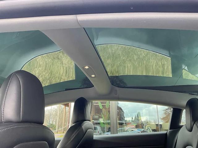 Tesla - model 3 - stnd.rwd plus 60 kwh - g-577-rn - 2019 - afbeelding 5 van  25