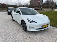 Tesla - model 3 - stnd.rwd plus 60 kwh - g-577-rn - 2019 - afbeelding 11 van  25
