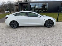 Tesla - model 3 - stnd.rwd plus 60 kwh - g-577-rn - 2019 - afbeelding 14 van  25
