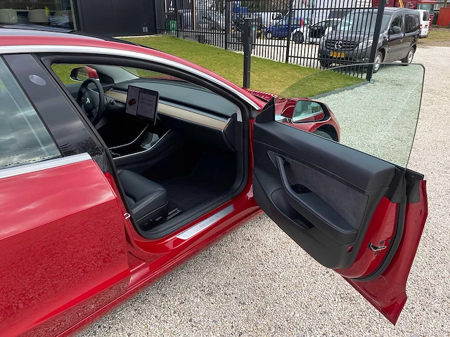 Tesla - model 3 - stnd.rwd plus 60 kwh - g-586-xs - 2019 - afbeelding 6 van  25