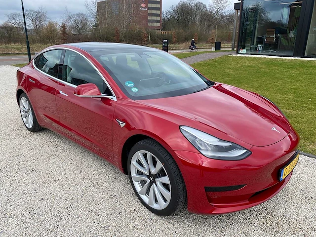 Tesla - model 3 - stnd.rwd plus 60 kwh - g-586-xs - 2019 - afbeelding 13 van  25