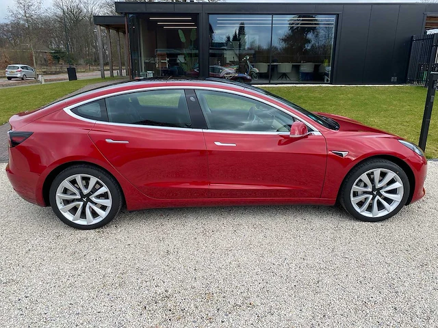 Tesla - model 3 - stnd.rwd plus 60 kwh - g-586-xs - 2019 - afbeelding 14 van  25