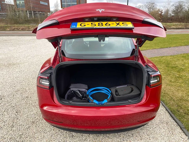 Tesla - model 3 - stnd.rwd plus 60 kwh - g-586-xs - 2019 - afbeelding 17 van  25
