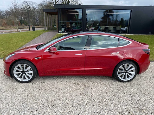 Tesla - model 3 - stnd.rwd plus 60 kwh - g-586-xs - 2019 - afbeelding 19 van  25
