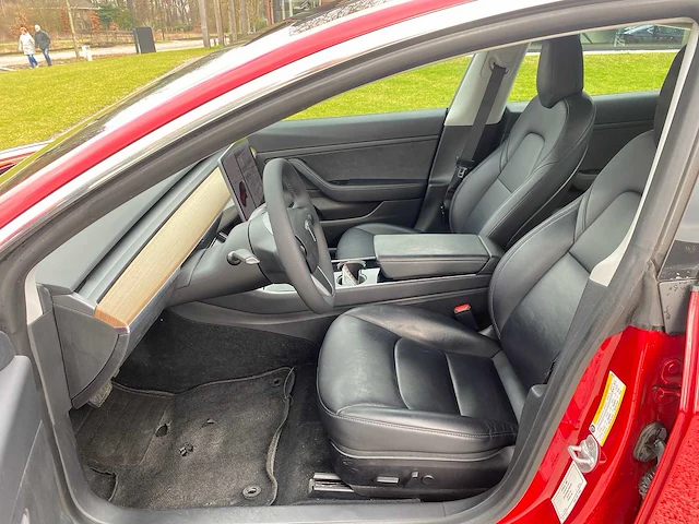 Tesla - model 3 - stnd.rwd plus 60 kwh - g-586-xs - 2019 - afbeelding 24 van  25