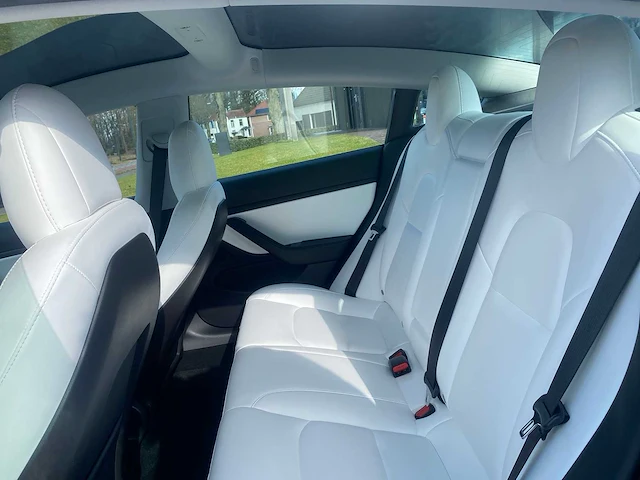 Tesla - model 3 - stnd.rwd plus 60 kwh - g-591-xs - 2019 - afbeelding 4 van  25