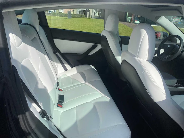 Tesla - model 3 - stnd.rwd plus 60 kwh - g-591-xs - 2019 - afbeelding 9 van  25