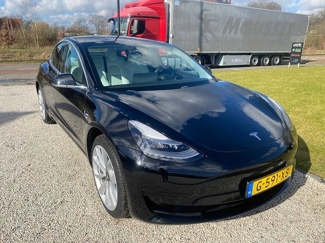 Tesla - model 3 - stnd.rwd plus 60 kwh - g-591-xs - 2019 - afbeelding 11 van  25