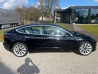 Tesla - model 3 - stnd.rwd plus 60 kwh - g-591-xs - 2019 - afbeelding 14 van  25