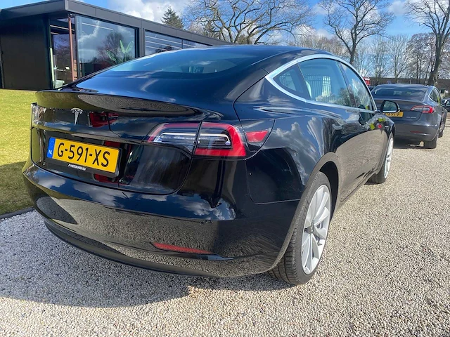 Tesla - model 3 - stnd.rwd plus 60 kwh - g-591-xs - 2019 - afbeelding 16 van  25