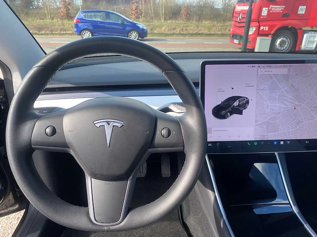 Tesla - model 3 - stnd.rwd plus 60 kwh - g-591-xs - 2019 - afbeelding 25 van  25
