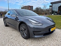 Tesla - model 3 - stnd.rwd plus 60 kwh - g-621-ph - 2019 - afbeelding 6 van  18