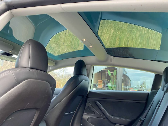 Tesla - model 3 - stnd.rwd plus 60 kwh - g-648-xs - 2019 - afbeelding 13 van  25