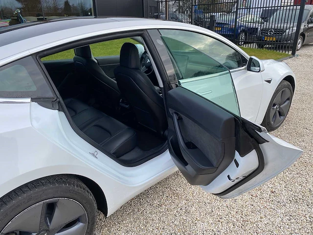 Tesla - model 3 - stnd.rwd plus 60 kwh - g-660-vd - 2019 - afbeelding 8 van  25