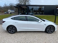 Tesla - model 3 - stnd.rwd plus 60 kwh - g-660-vd - 2019 - afbeelding 14 van  25