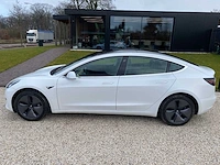 Tesla - model 3 - stnd.rwd plus 60 kwh - g-660-vd - 2019 - afbeelding 19 van  25