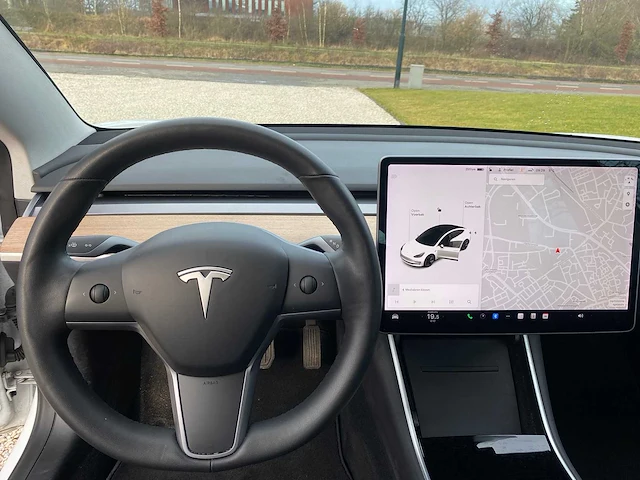 Tesla - model 3 - stnd.rwd plus 60 kwh - g-660-vd - 2019 - afbeelding 25 van  25