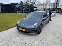 Tesla - model 3 - stnd.rwd plus 60 kwh - g-684-ff - 2019 - afbeelding 1 van  25