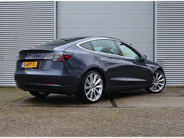 Tesla - model 3 - stnd.rwd plus 60 kwh - g-697-tj - 2019 - lage bijtelling - afbeelding 23 van  29