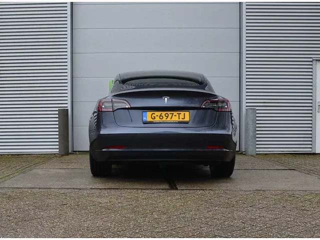 Tesla - model 3 - stnd.rwd plus 60 kwh - g-697-tj - 2019 - lage bijtelling - afbeelding 24 van  29