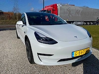 Tesla - model 3 - stnd.rwd plus 60 kwh - g-860-rd - 2019 - afbeelding 11 van  25