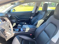 Tesla - model 3 - stnd.rwd plus 60 kwh - g-860-rd - 2019 - afbeelding 24 van  25