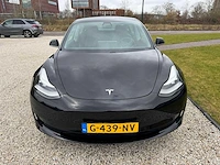 Tesla - model 3 - stnd.rwd plus 60 kwh - j-052-lb - 2020 - afbeelding 4 van  24