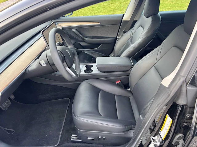 Tesla - model 3 - stnd.rwd plus 60 kwh - n-634-ps - 2021 - afbeelding 24 van  25