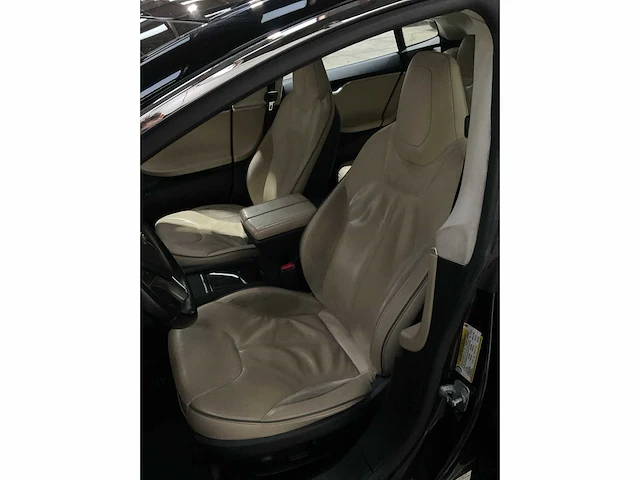 Tesla - model s - p85 - free supercharging - 2013 - afbeelding 7 van  29