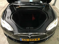 Tesla - model s - p85 - free supercharging - 2013 - afbeelding 11 van  29