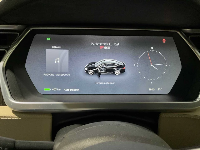 Tesla - model s - p85 - free supercharging - 2013 - afbeelding 21 van  29