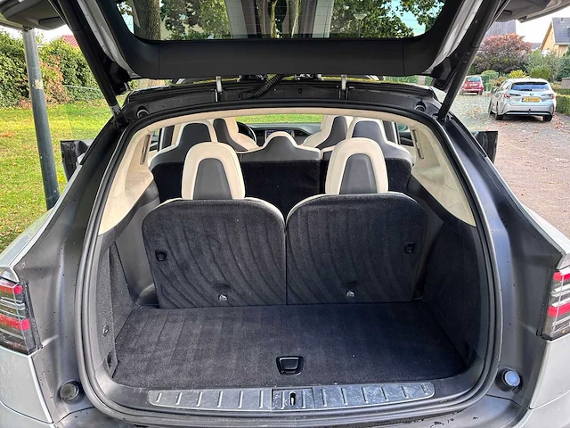 Tesla - model x - 75d base - 7persoons - 149dkm nap - 2018 - xb-875-b - afbeelding 7 van  29