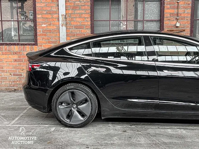 Tesla model 3 long range 75 kwh 351pk 2019 (origineel-nl), zk-241-d - afbeelding 2 van  33