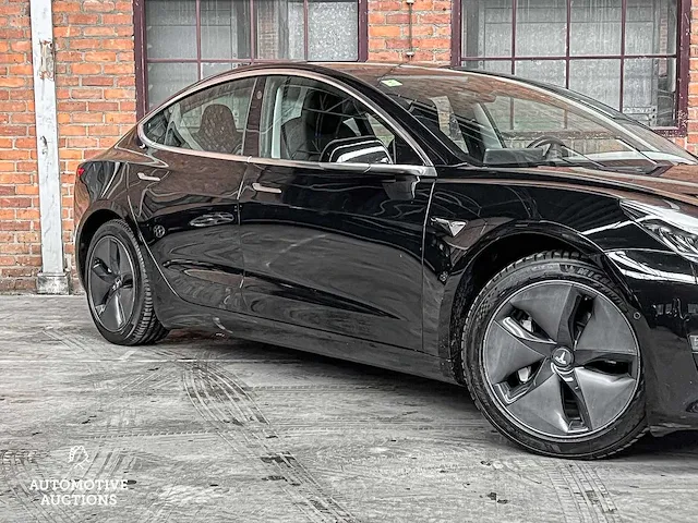 Tesla model 3 long range 75 kwh 351pk 2019 (origineel-nl), zk-241-d - afbeelding 32 van  33