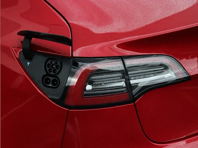 Tesla model 3 long range dual motor | t-174-bf - afbeelding 44 van  44