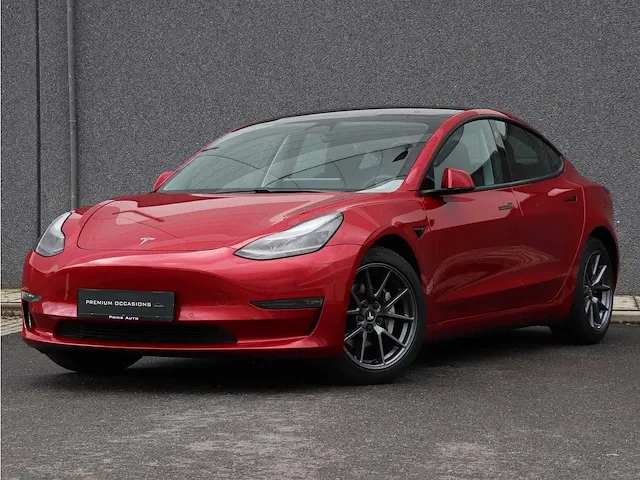 Tesla model 3 long range dual motor | t-174-bf - afbeelding 1 van  44
