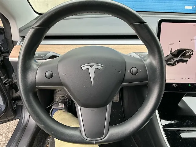 Tesla model 3 long range personenauto - afbeelding 4 van  23