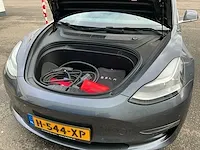 Tesla model 3 long range personenauto - afbeelding 9 van  23
