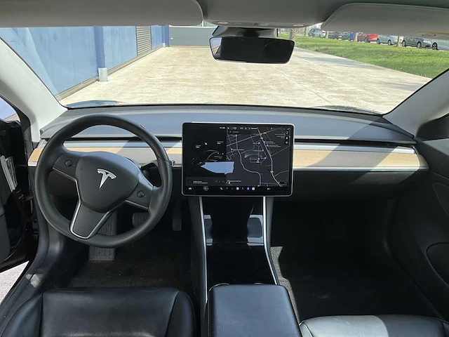 Tesla model 3 standard plus personenauto - afbeelding 4 van  30