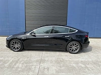 Tesla model 3 standard plus personenauto - afbeelding 26 van  30