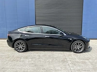 Tesla model 3 standard plus personenauto - afbeelding 27 van  30