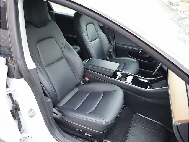 Tesla model 3 standard range plus rwd 60 kwh automaat 2019 panoramadak vol leer camera autopilot , g-446-tr - afbeelding 26 van  34