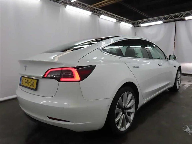 Tesla model 3 standard rwd plus 60 kwh 2019 trekhaak | g-941-sk - afbeelding 11 van  18